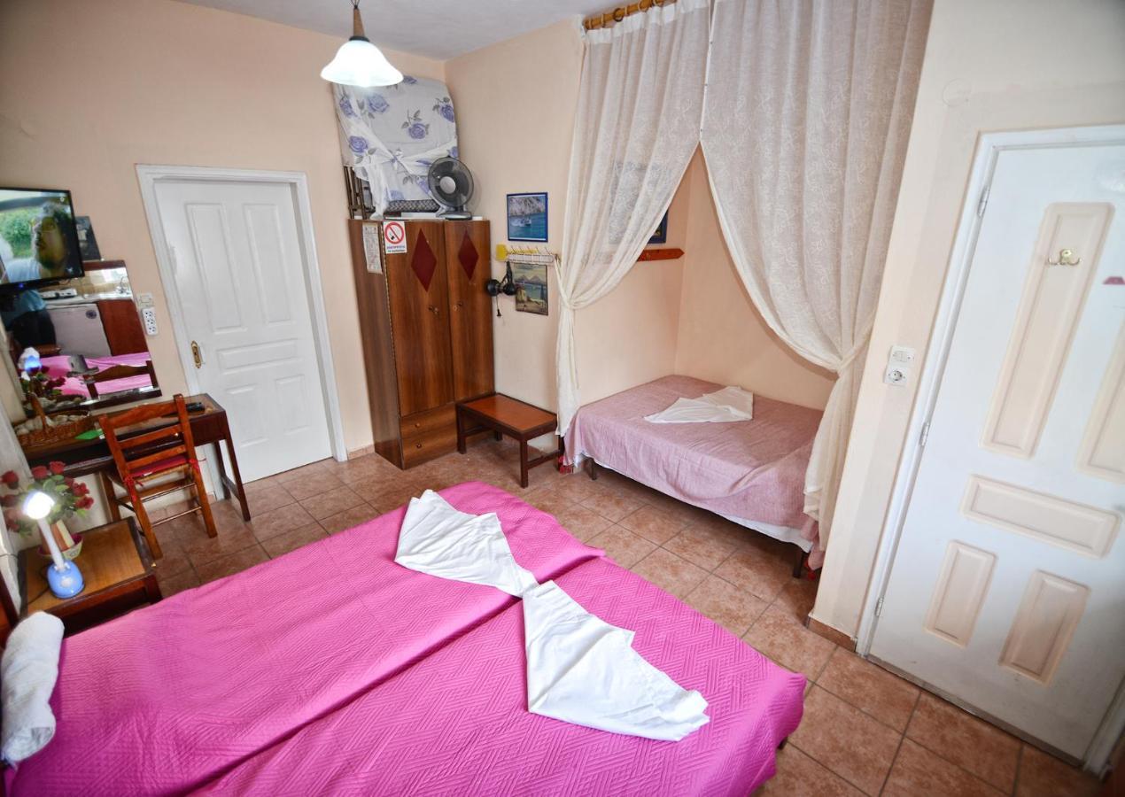 Ikaria Studios Manganitis ภายนอก รูปภาพ