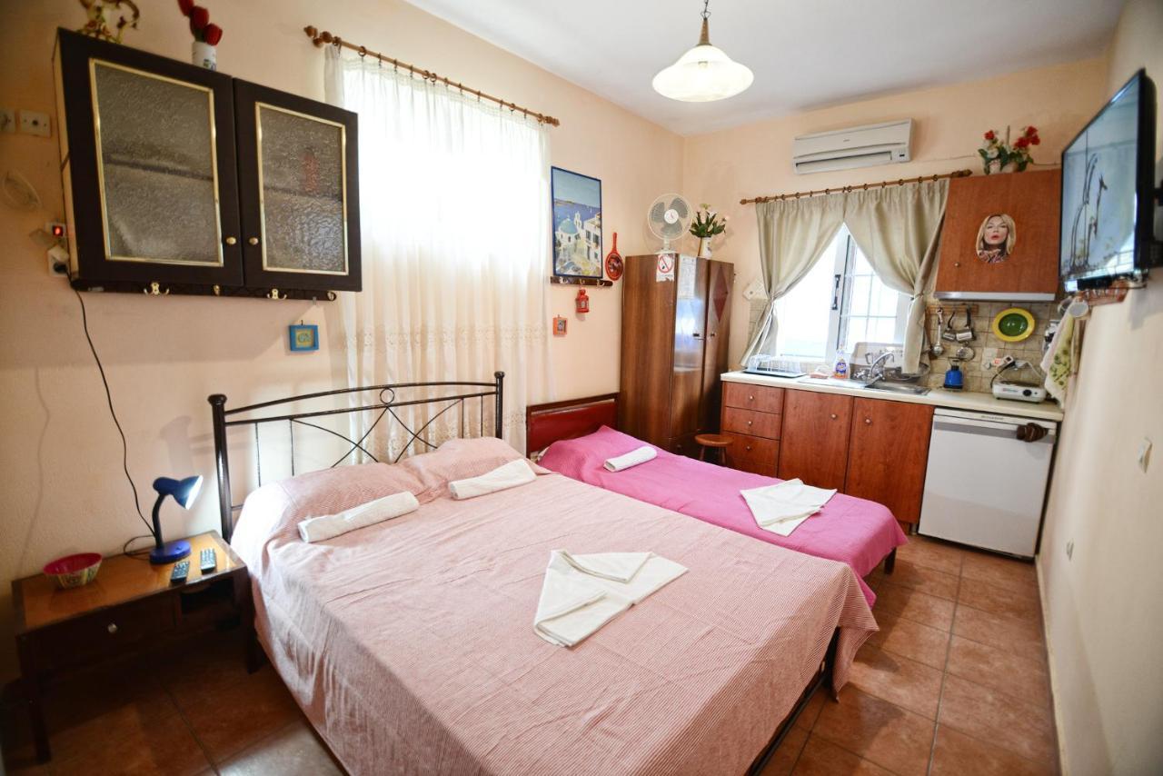 Ikaria Studios Manganitis ภายนอก รูปภาพ