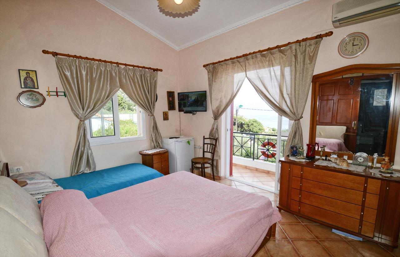 Ikaria Studios Manganitis ภายนอก รูปภาพ