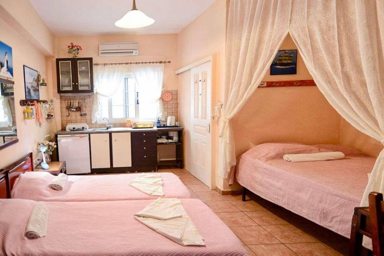 Ikaria Studios Manganitis ภายนอก รูปภาพ