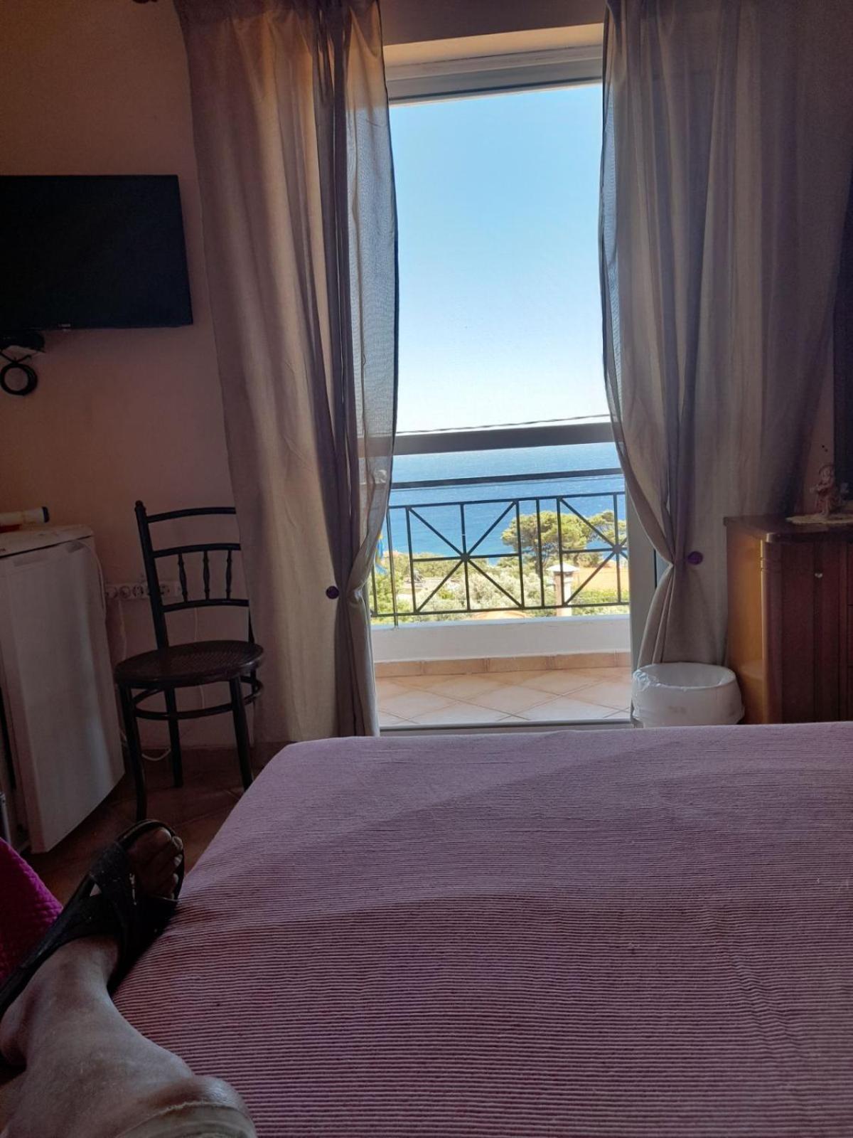 Ikaria Studios Manganitis ภายนอก รูปภาพ