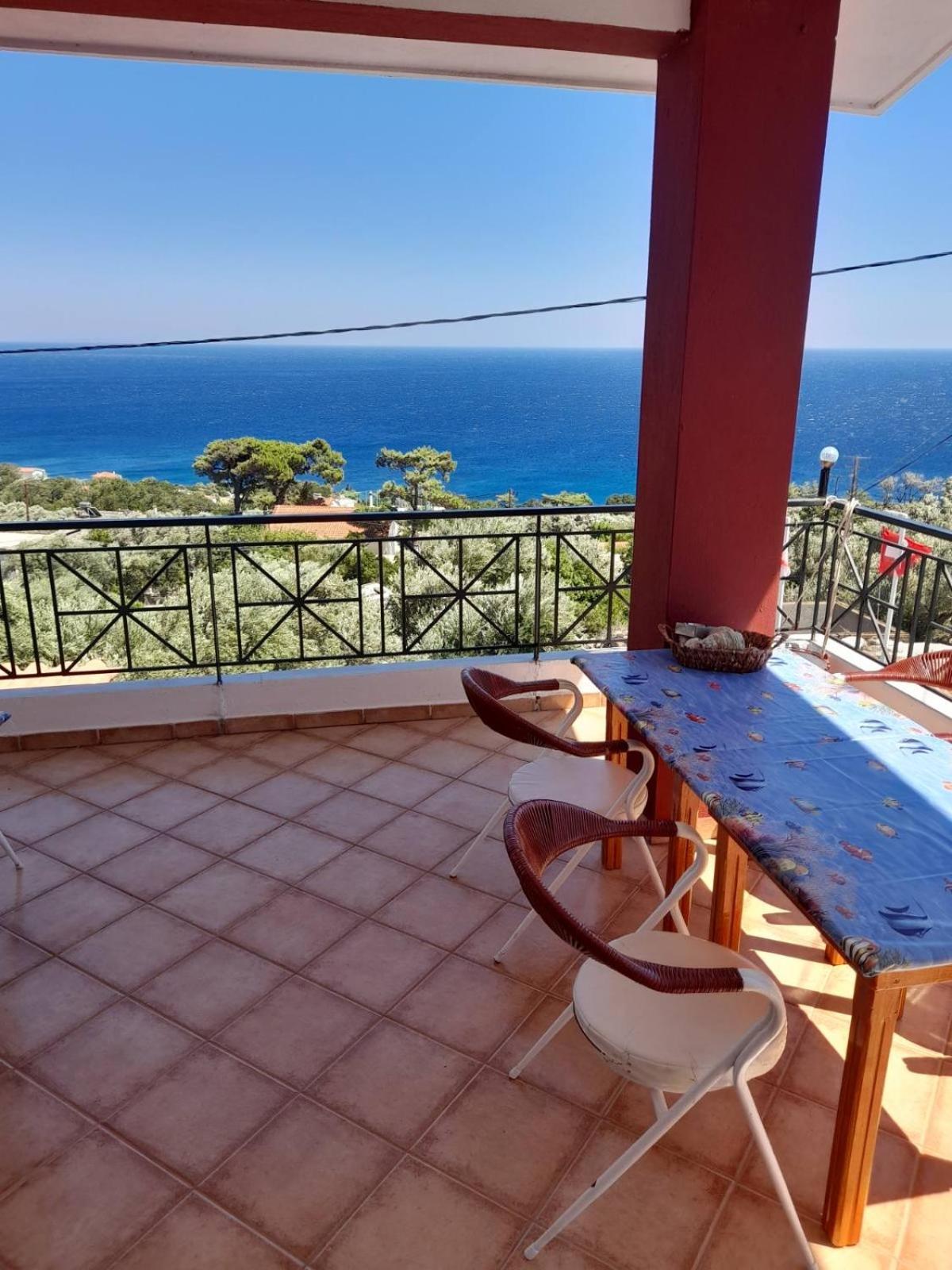 Ikaria Studios Manganitis ภายนอก รูปภาพ